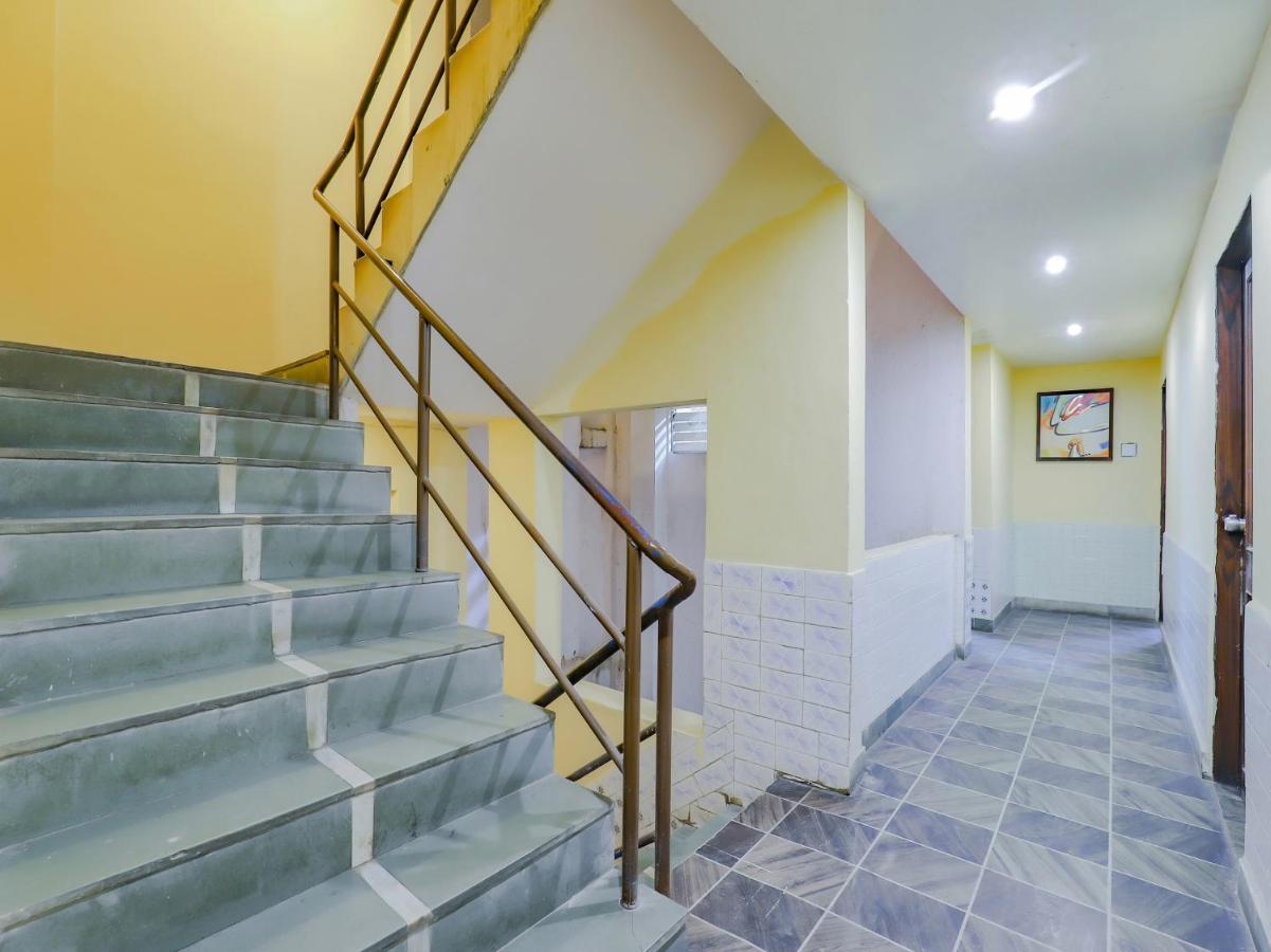 Spot On 75786 Urban Village Колката Екстер'єр фото